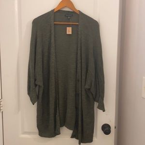 NWT AE Light Knit Dolman sleeve long Cardigan L-XL